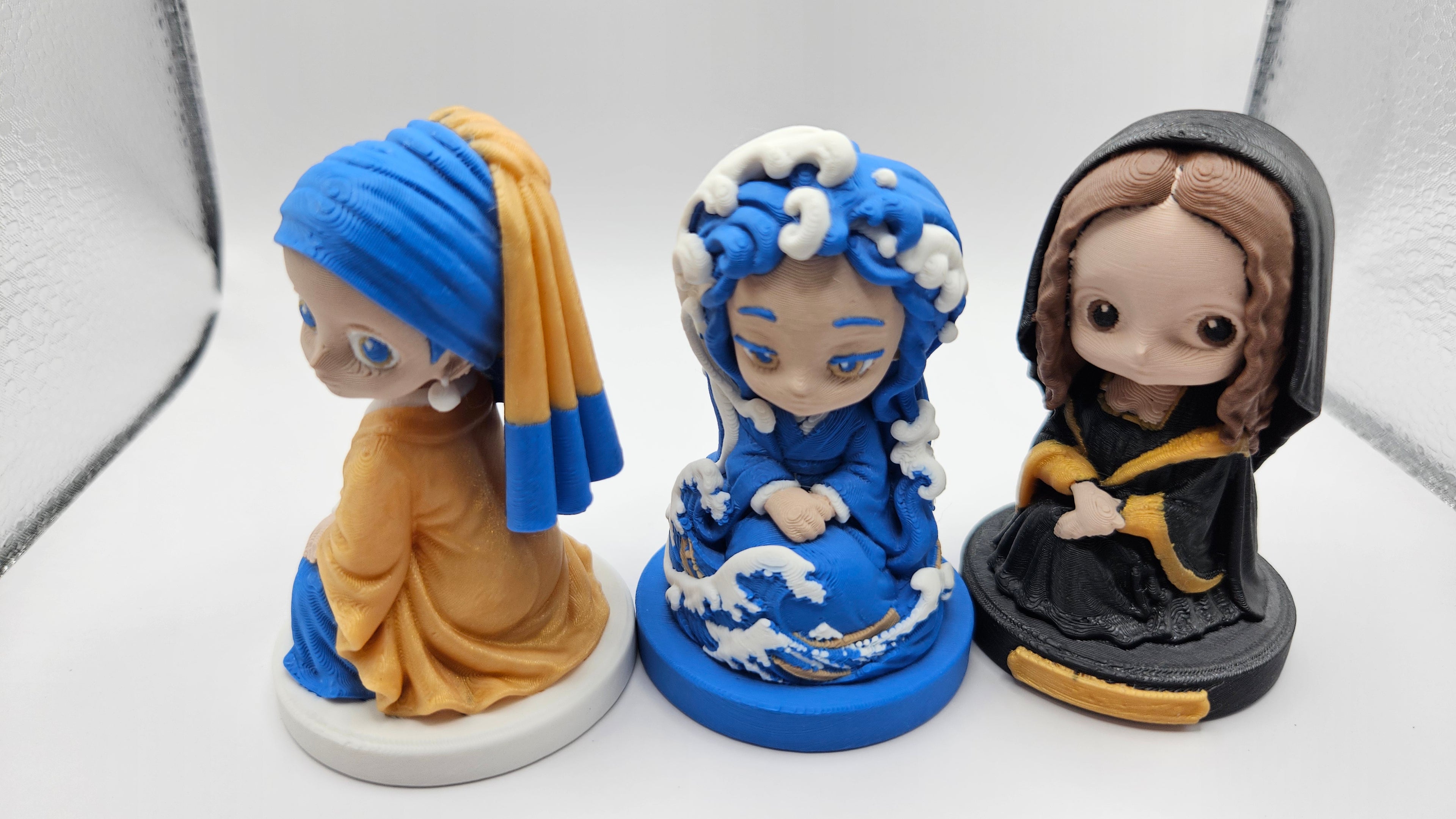 The Girl with the mini Pearl Earring